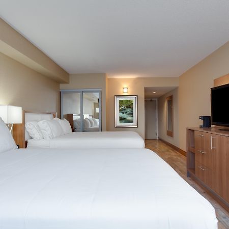 Holiday Inn Express Hotel & Suites Uptown Fredericton By Ihg Eksteriør bilde