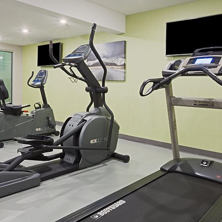 Holiday Inn Express Hotel & Suites Uptown Fredericton By Ihg Eksteriør bilde