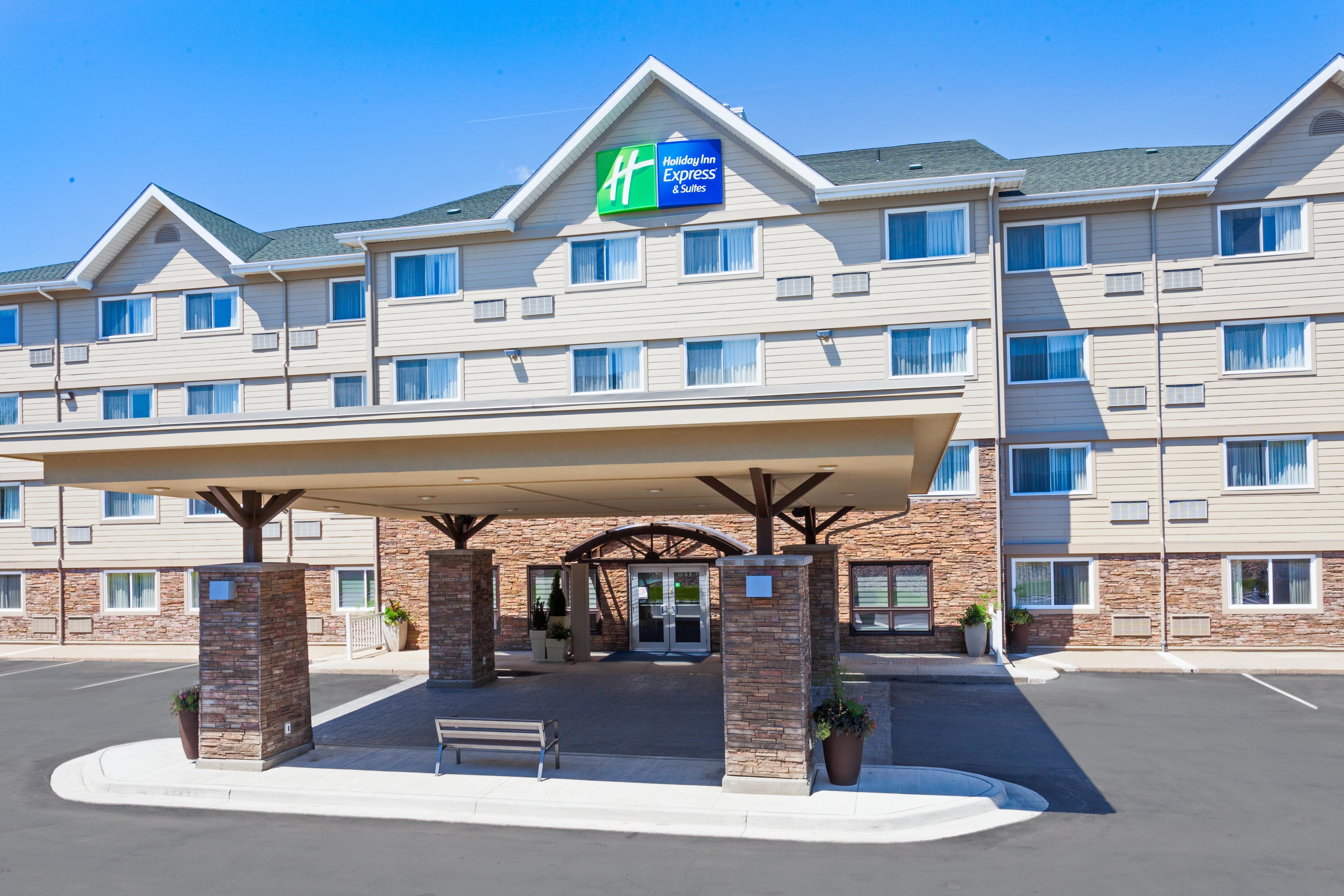 Holiday Inn Express Hotel & Suites Uptown Fredericton By Ihg Eksteriør bilde