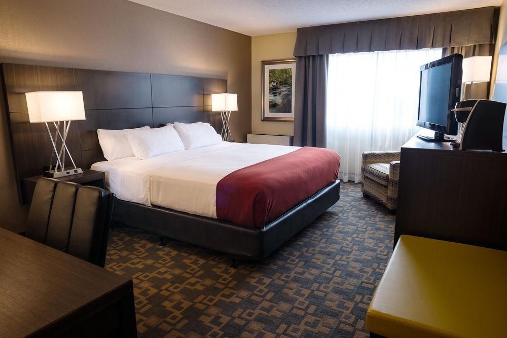 Holiday Inn Express Hotel & Suites Uptown Fredericton By Ihg Eksteriør bilde